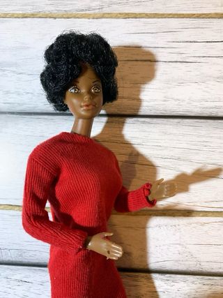 Barbie Ebony 1293 Mattel 1980/ vestito #2301 1985