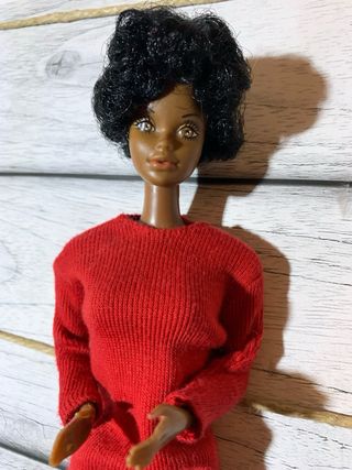 Barbie Ebony 1293 Mattel 1980/ vestito #2301 1985