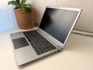 Ultraportátil Primux Gris