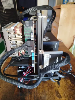 Stazione di lavoro/Server PC base 32 GB RAM - Xeon