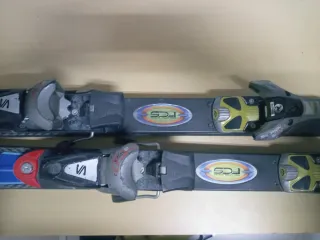 Sci VÖLKL Carver e bastoncini.