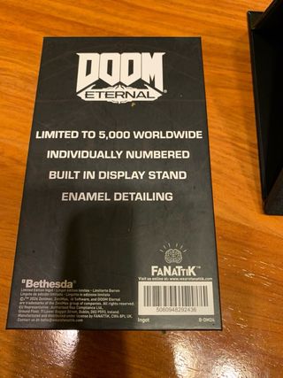 DOOM Eternal Crisol Espada Edición LimitadaFirmado
