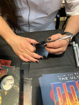 DOOM Eternal Crisol Espada Edición LimitadaFirmado