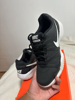 Zapatillas Nike City Court 7 (GS) Negro/Blanco