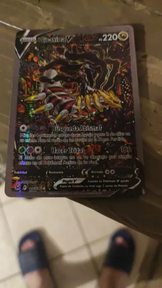 Carte Pokémon V, VMAX, GX e Allenatore