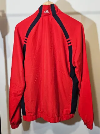 Chaqueta de chandal vintage adidas año 2005