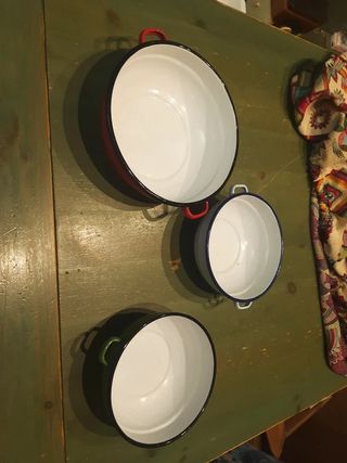 3 tegami di latta smaltati bianco rosso e verde