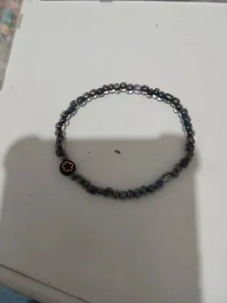 Pulseras echas a mano