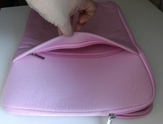 Funda portátil acolchada rosa 13