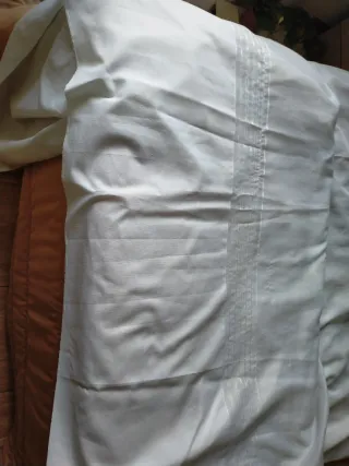 Cortina color blanco crudo