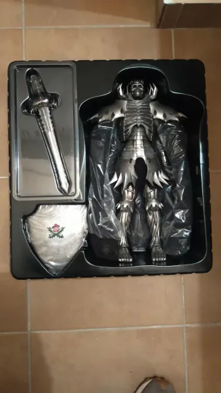 Threezero Skull Knight(Berserk)