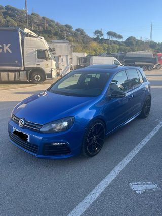 Volkswagen Golf R