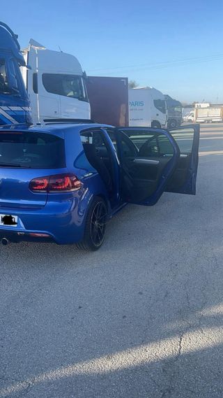 Volkswagen Golf R
