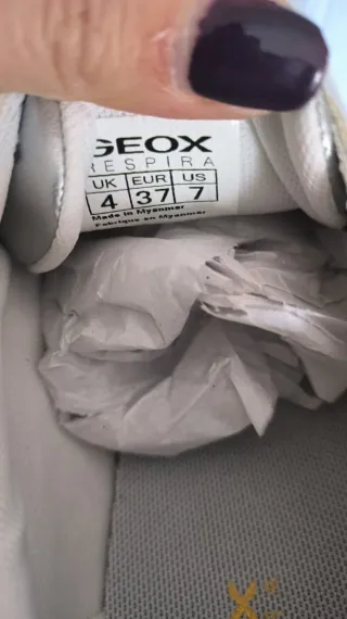 ♨️ Zapatillas Geox Blancas y Plateadas Talla 37