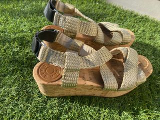 Sandalias Bimba y Lola Talla 38 Doradas