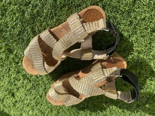 Sandalias Bimba y Lola Talla 38 Doradas