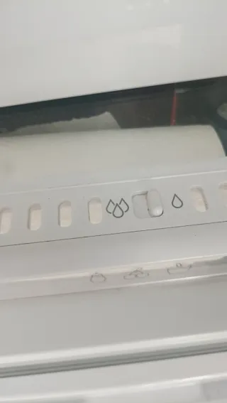 Nevera Cecotec 2 años