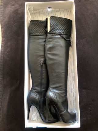 Botas negras Guess