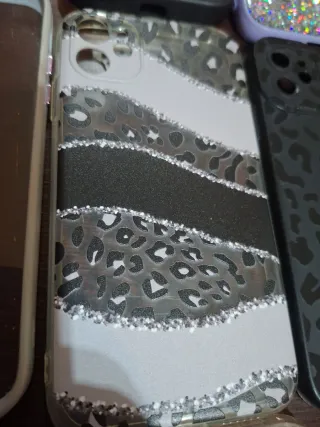 Cover iPhone 11 (varie versioni)