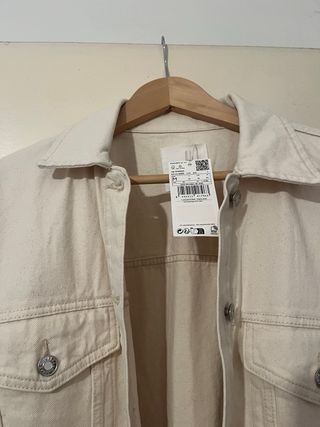 *sin estrenar* Chaqueta tejana oversize Mango M