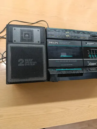 Boombox Philips D8484 Radio Cassette