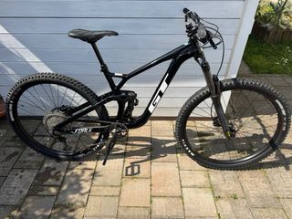 Mountain Bike GT Full Suspension