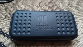 Nintendo switch con accesorios y juego