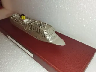 Modellino Costa neoRomantica metallo e legno