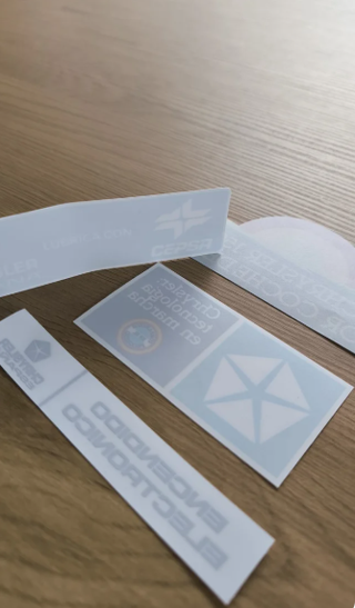 Adhesivos Chrysler varios