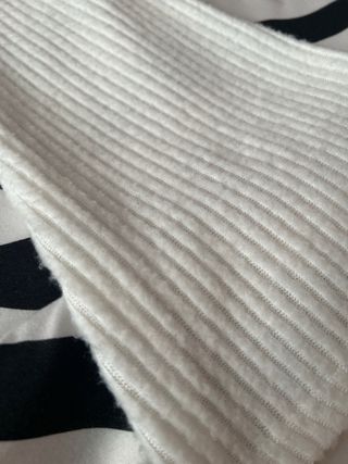 Jersey blanco de canalé