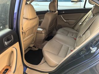 Honda Accord 4p 2.2 i-CTDi Executive Piel 2004