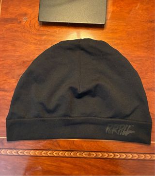 Gorro PURPL Negro, Gris y Blanco