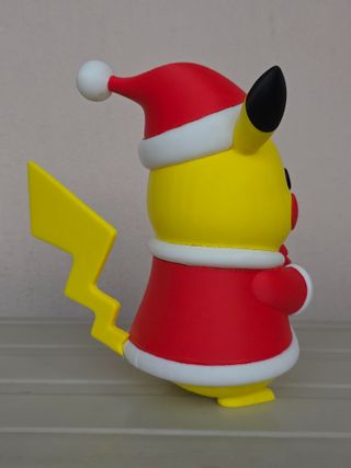 Pikachu Navidad 21cm