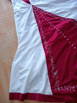 Vestido de Novia Blanco con Bordado