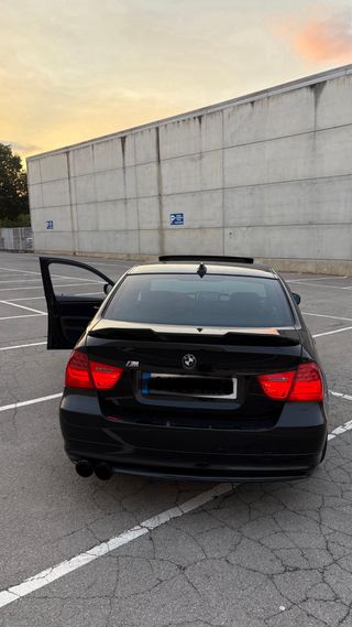 BMW SERIE 3 E90 320D LCI restyling 210CV 🐎🐎