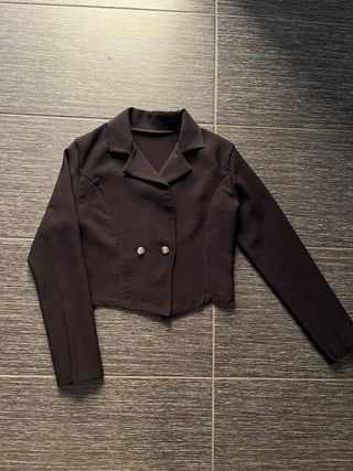 Giacca nera corta doppiopetto