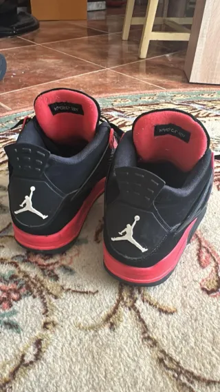 Nike Air Jordan 4 Thunder Red