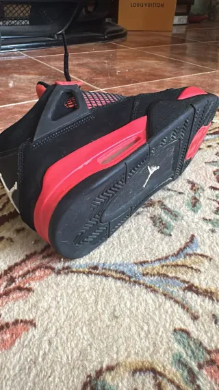 Nike Air Jordan 4 Thunder Red