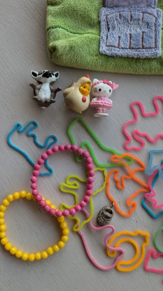 Astuccio Mucca + Silly Bandz Vintage