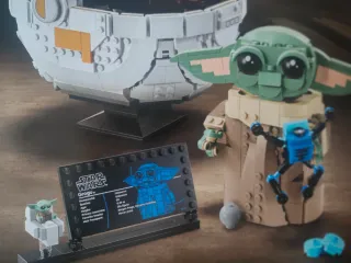 LEGO Star Wars - Grogu con Aerocuna (75403)