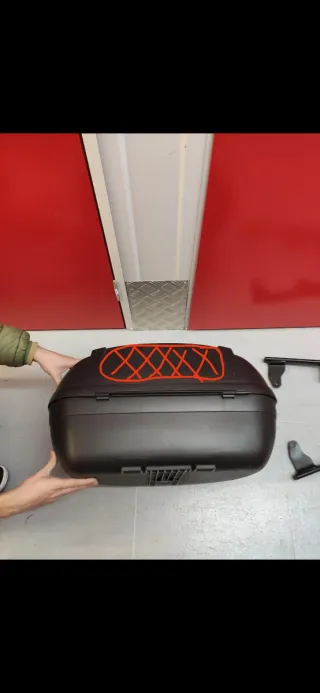 Maleta más soporte Moto Shad 45L Honda CB600F Horn