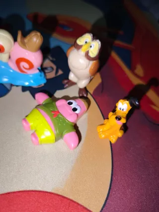 Lote Figuras Disney y Burger King