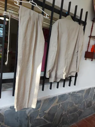 Traje de hombre beige