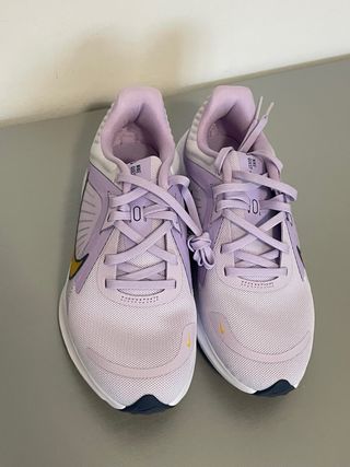 Scarpe Nike Donna Viola/Oro Tg 37.5