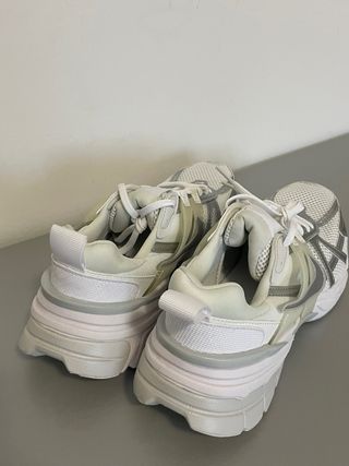 Nike Scarpe Taglia 42.5 Argento Bianco