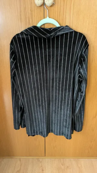 Traje fiesta Tezenis negro/plata. Muy bonito.