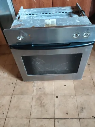 Horno eléctrico y cocina gas butano