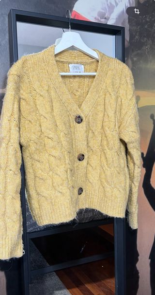 Chaqueta punto Zara con bufanda