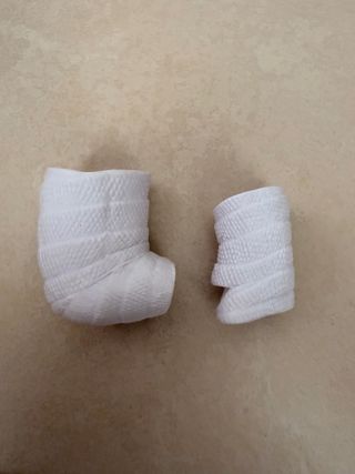 Nenuco Silla de Ruedas con Vendajes