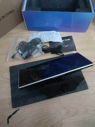 Pantalla CarPlay INNOVV V2 Inalámbrica